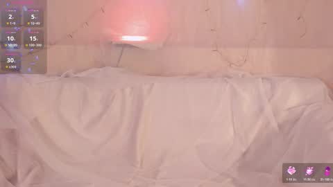 Violett Castel online show from October 2025 08:10:01 PM