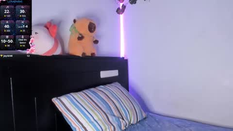 Violette  online show from February 2025 10:39:02 PM