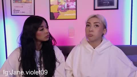 Violet online show from October 2025 11:58:01 PM