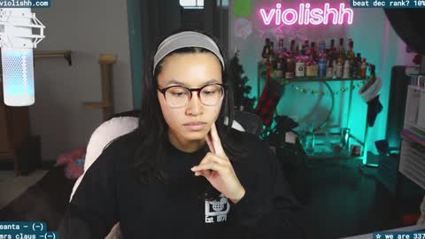 Snapshot of violishh chatting on December 2024 08:03:02 PM follow me on twitter violishh and ig violishh online show from December 2024 08:03:02 PM