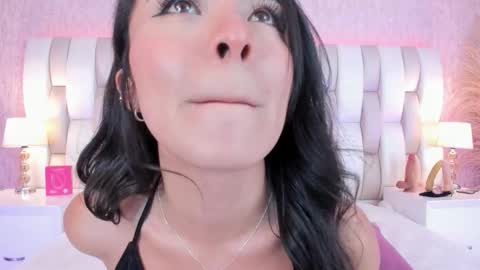 VIOLLET online show from February 2026 08:02:01 PM