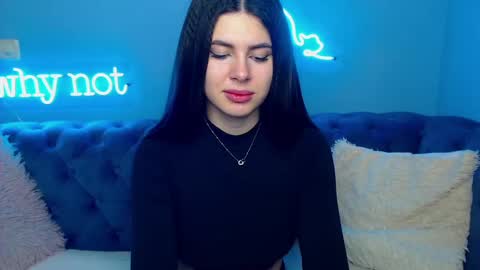 viollinalv online show from January 2025 06:02:01 PM