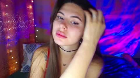 viollinalv online show from October 2025 07:25:02 PM