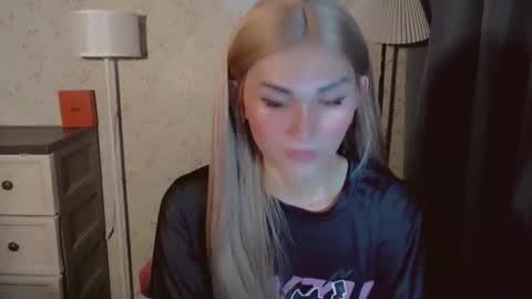 Pearl online show from November 2025 03:50:01 AM