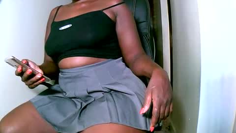 Snapshot of virtual_wifey chatting on March 2025 03:28:02 PM Your Virtual Wife online show from March 2025 03:28:02 PM