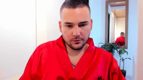 Vito Ferrer online show from February 2025 12:21:01 PM