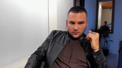 Vito Ferrer online show from March 2025 11:00:02 PM