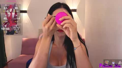 VITTORIA  online show from February 2026 07:01:01 AM