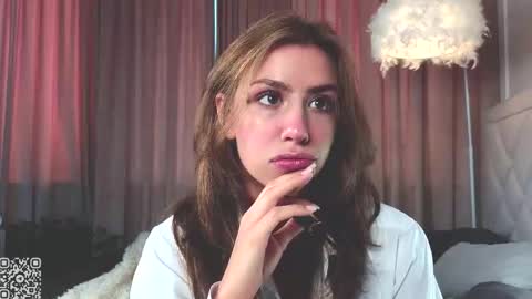 You like my friends can call me LUNA  This is my first day here online show from September 2025 07:41:01 AM