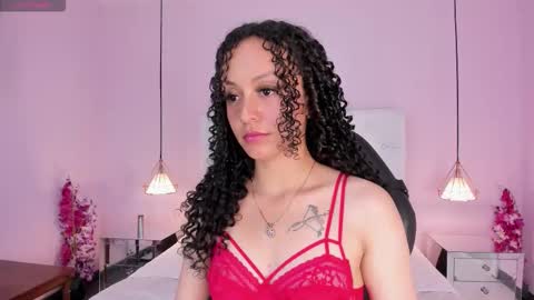 Vivi online show from December 2025 03:57:01 AM