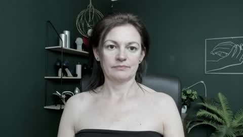 Snapshot of vivian_dream chatting on May 2026 07:59:02 AM Vivian online show from May 2026 07:59:02 AM