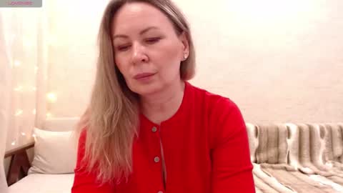 Vivian online show from December 2025 04:36:02 PM