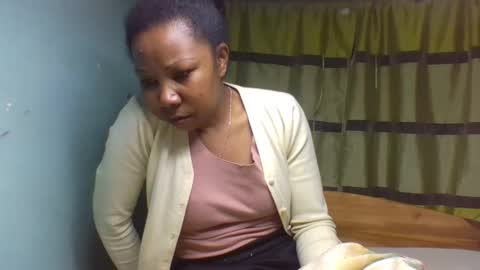 Snapshot of viviane0812 chatting on September 2025 01:49:01 AM viviane0812 online show from September 2025 01:49:01 AM