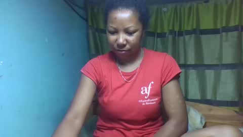 Snapshot of viviane0812 chatting on November 2025 06:07:01 PM viviane0812 online show from November 2025 06:07:01 PM
