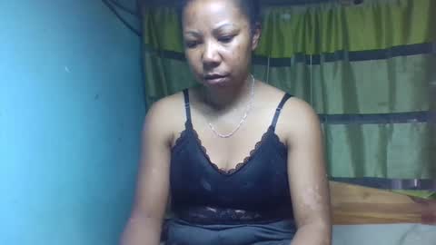 Snapshot of viviane0812 chatting on November 2025 07:11:02 AM viviane0812 online show from November 2025 07:11:02 AM