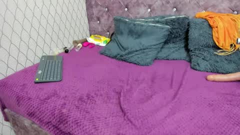 VivianRose online show from February 2025 06:28:01 AM