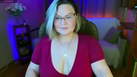 Vivien online show from October 2025 11:35:01 AM