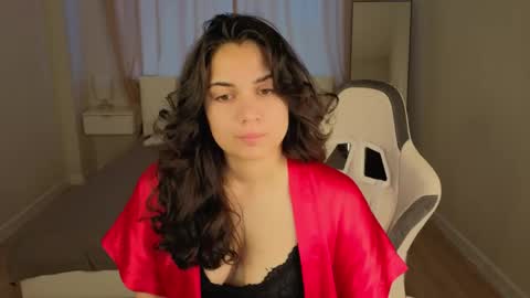 Snapshot of vivien_ross chatting on June 2026 01:19:01 AM vivien_ross online show from June 2026 01:19:01 AM