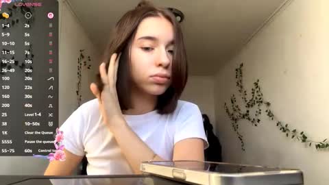 Vivi online show from December 2025 10:20:02 AM