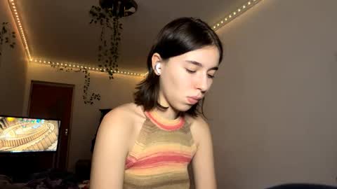 Vivi online show from December 2025 02:14:02 PM