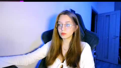 Snapshot of vivivivikkie chatting on May 2026 09:57:01 PM vivivivikkie online show from May 2026 09:57:01 PM