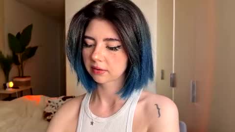 Snapshot of vixenp chatting on June 2026 01:57:02 PM Polly Online mostly at 9pm-2am UK Time online show from June 2026 01:57:02 PM