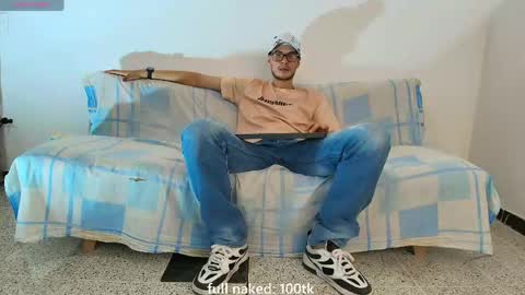 Snapshot of vlad__night chatting on May 2026 04:20:02 AM Vlad online show from May 2026 04:20:02 AM