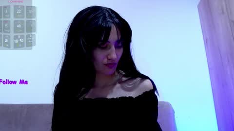 LOLA online show from October 2025 01:25:01 AM