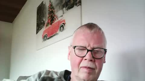 Snapshot of volkeronly chatting on February 2025 12:55:01 PM volkeronly online show from February 2025 12:55:01 PM