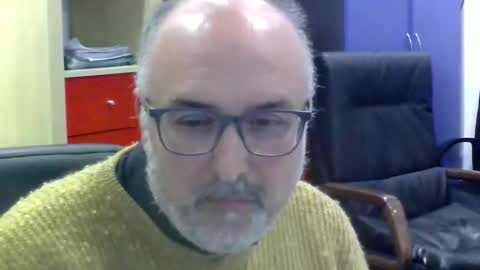 Snapshot of volpi72 chatting on December 2024 06:44:01 PM volpi72 online show from December 2024 06:44:01 PM