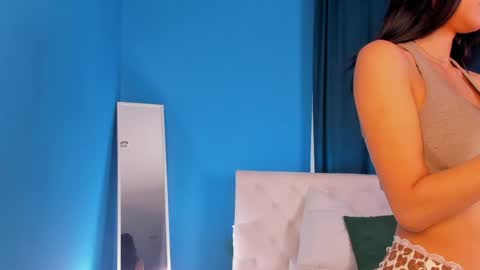 Snapshot of vonen_ray chatting on April 2026 02:03:01 AM Vonen online show from April 2026 02:03:01 AM