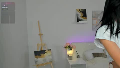 Snapshot of vonen_ray chatting on May 2026 10:20:02 AM Vonen online show from May 2026 10:20:02 AM