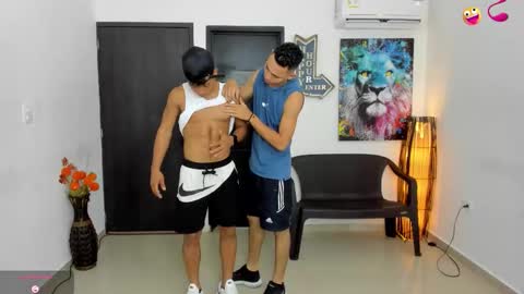 voyeurism_guys online show from November 2025 11:04:02 PM