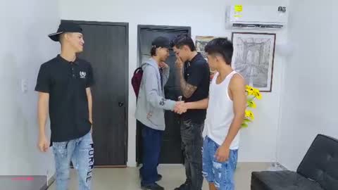 voyeurism_guys online show from June 2026 10:30:01 PM