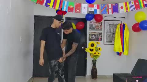 voyeurism_guys online show from June 2026 10:34:02 PM