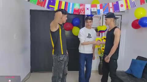 voyeurism_guys online show from June 2026 10:29:01 PM
