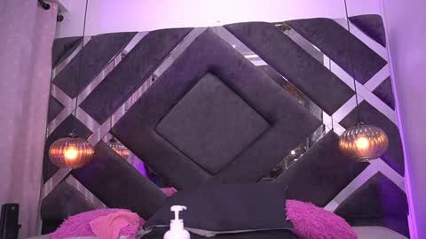 Snapshot of vvioleta_ chatting on January 2025 03:09:02 AM Violeta online show from January 2025 03:09:02 AM