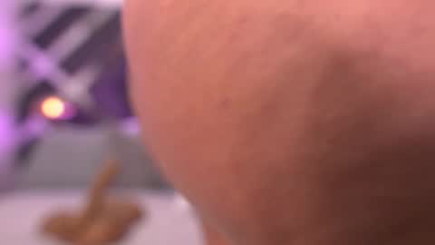 Snapshot of vvioleta_ chatting on October 2025 03:36:02 AM Violeta online show from October 2025 03:36:02 AM