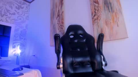 Vynny Blacke online show from February 2026 04:30:01 AM