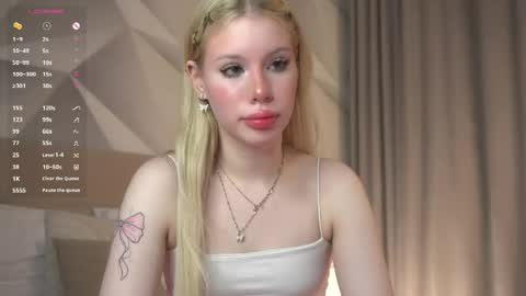 Snapshot of waki_fuckie chatting on April 2026 06:58:01 PM Lina online show from April 2026 06:58:01 PM