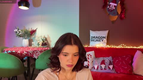 Snapshot of waki_lucky chatting on December 2024 02:33:01 PM Mia online show from December 2024 02:33:01 PM