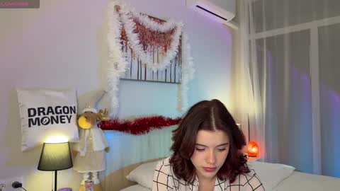 Snapshot of waki_lucky chatting on January 2025 03:45:01 PM Mia online show from January 2025 03:45:01 PM