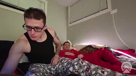 Snapshot of walkerbrett chatting on November 2025 07:53:02 AM walkerbrett online show from November 2025 07:53:02 AM