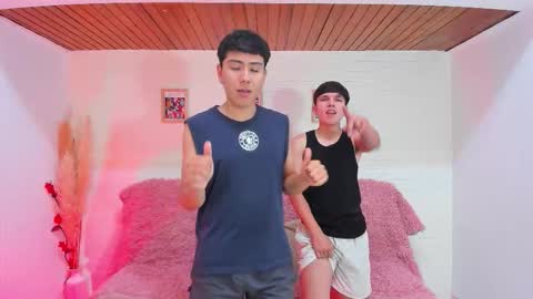 Snapshot of wallen_house chatting on September 2025 02:22:02 AM Hi I am Venus kloy Thiago online show from September 2025 02:22:02 AM