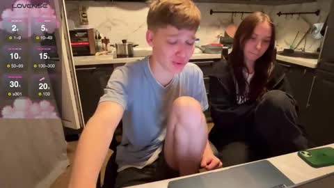 Mark and Tom online show from September 2025 06:08:02 PM