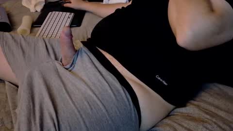 Snapshot of waltsobchak chatting on September 2025 02:59:02 AM I love the ol in-n-out online show from September 2025 02:59:02 AM