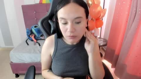 Snapshot of wanda_sg chatting on May 2026 03:06:01 PM Alexandra online show from May 2026 03:06:01 PM