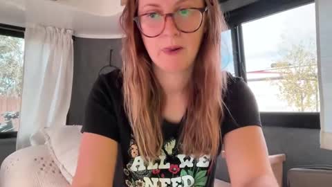 Jade  Adonis online show from October 2025 03:31:01 PM