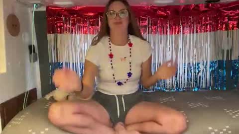 Snapshot of wanderlustjade chatting on May 2026 08:47:02 PM Jade Adonis online show from May 2026 08:47:02 PM