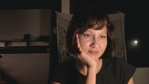 Snapshot of wanderwhitch chatting on February 2026 11:19:02 PM Miya online show from February 2026 11:19:02 PM